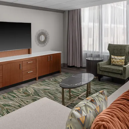 Doubletree By Hilton Hotel