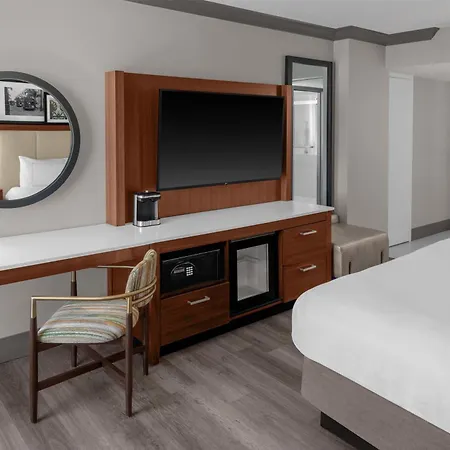 Hotel Doubletree By Hilton