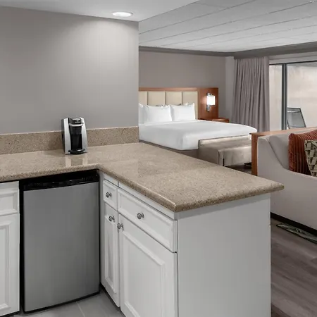 Doubletree By Hilton New Orleans