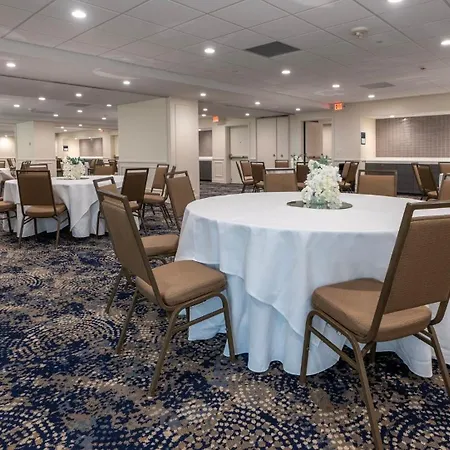 New Orleans-downtown Superdome By Ihg New Orleans