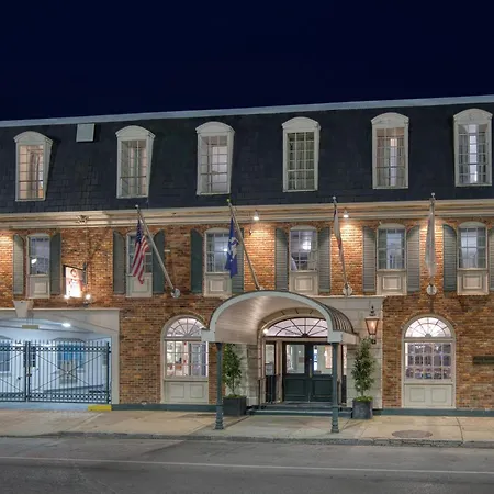Western French Quarter Courtyard Hotel