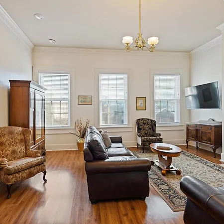 Grenoble House Hotel New Orleans