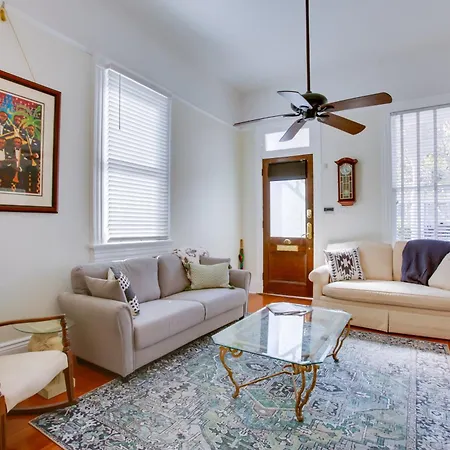 Holiday home Historic Nola Gem: 3-bed Shotgun-style Home! *