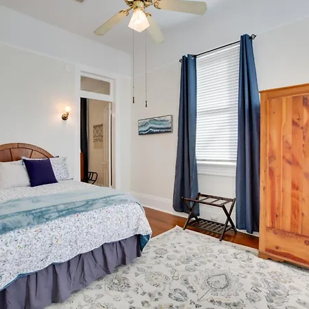 Holiday home Historic Nola Gem: 3-bed Shotgun-style Home!