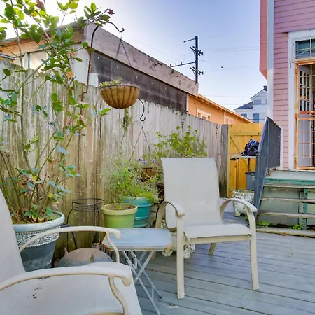 Holiday home Historic Nola Gem: 3-bed Shotgun-style Home! *