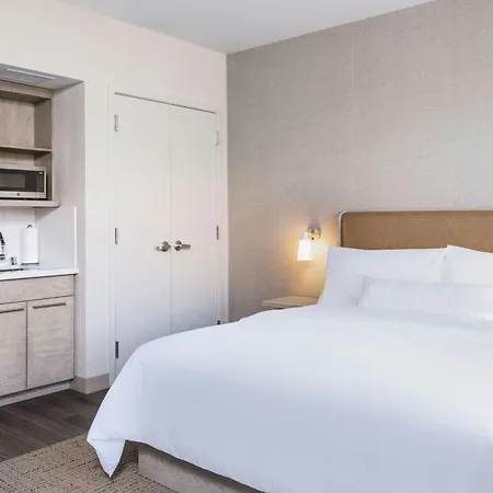 Element By Marriott Downtown