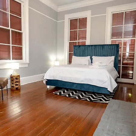 Delight House Inn *