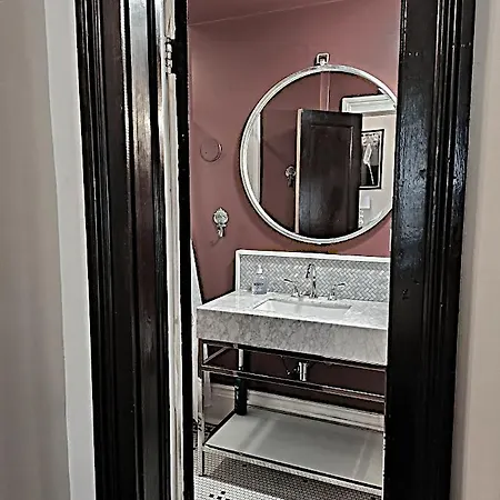 Walker Mansion On St Charles Ave - Unit 2 Guest house New Orleans