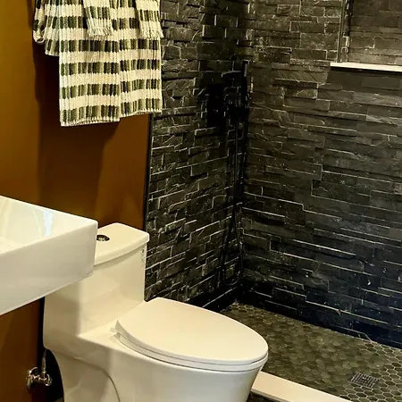 Bed & Breakfast The Railyard Nola - Adult Only, Clothing Optional Pool *