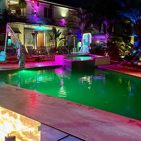 The Railyard Nola - Adult Only, Clothing Optional Pool Bed & Breakfast New Orleans