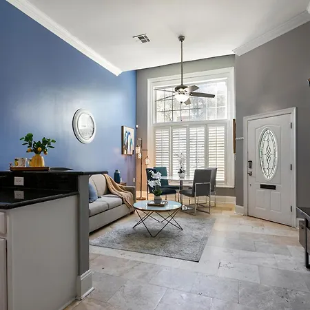 Apartment Hosteeva Modern Near Magazine St & Close To Fq *