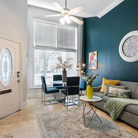Hosteeva Modern Near Magazine St & Close To Fq Apartment *