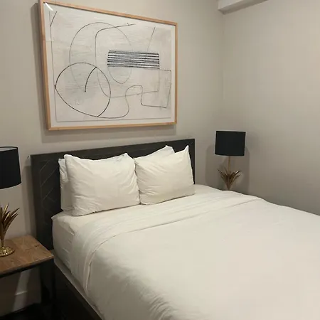 The Gregory 402 Hotel *