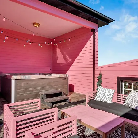 Barbie Dream W Hot Tub Sauna Near Fq 3* New Orleans