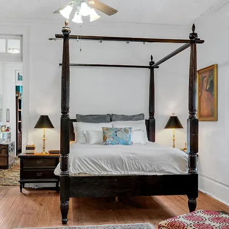 Bright W Gardens & Bayou-style Porch *