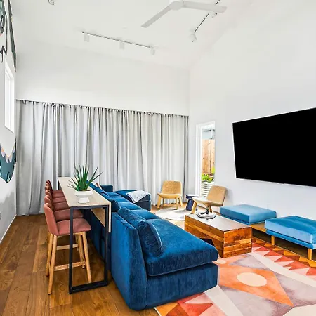 Holiday home The Florentine Private 12br *