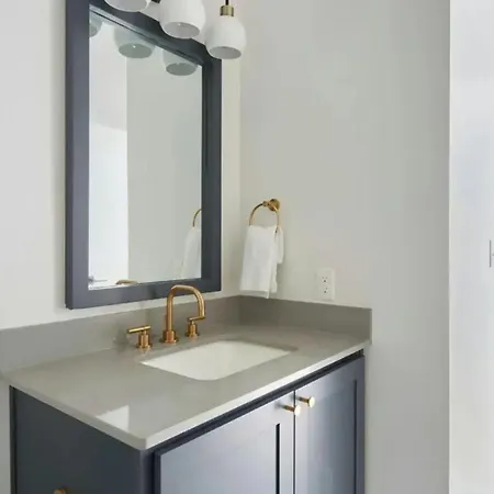 Hotel The Harlequin By Avantstay - Sleeps 8 Near Canal Street 2-Unit Stay Near Bourbon French Quarter *
