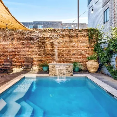 Villa Spacious 5br 3ba With Private Courtyard And Heated Pool