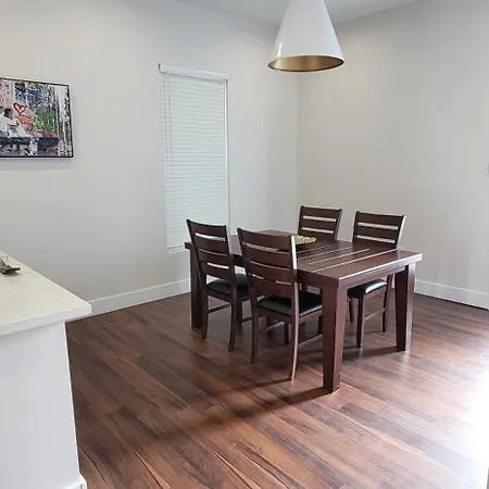 Holiday home Charming Near Superdome And French Qtr - Less Than 10 Min *