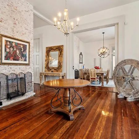 Bright W Heated Pool & Pool Table 5br 4ba New Orleans