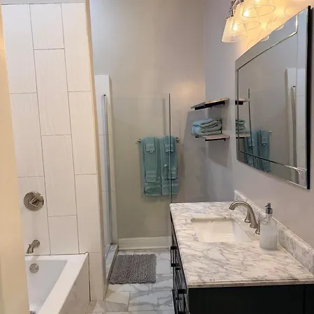 605 S Genios St 70119 New Orleans