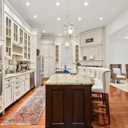 Bright W Heated Pool & Pool Table 5br 4ba Villa *