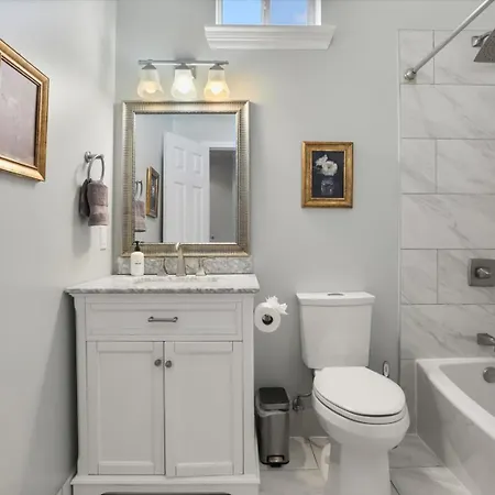 Jazzfest Spotless 3br W Driveway Holiday home New Orleans