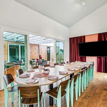 Holiday home The Herald 12br Private *