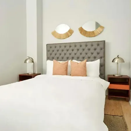 The Harlequin By Avantstay - Sleeps 8 Two-Unit Canal Street Buyout Near French Quarter Hotel