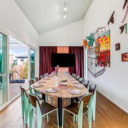 Holiday home The Herald 12br Private *