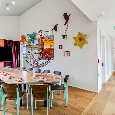 Holiday home The Herald 12br Private *