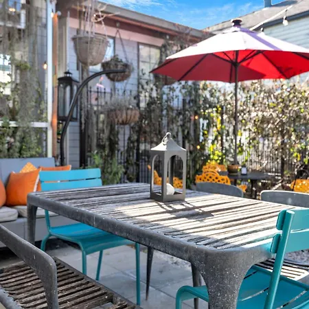 Bright W Gardens & Bayou-style Porch * New Orleans