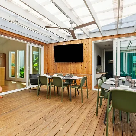 Holiday home The Herald 12br Private *