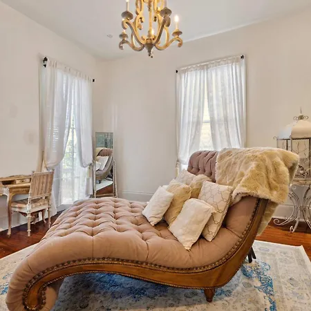 Bright W Heated Pool & Pool Table 5br 4ba Villa *
