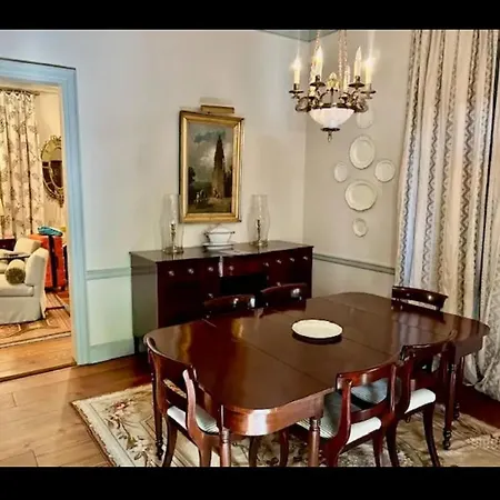 Nola Aparthotel
