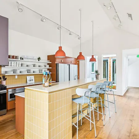 Holiday home The Florentine Private 12br *