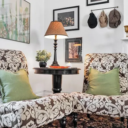 Holiday home Bright W Gardens & Bayou-style Porch