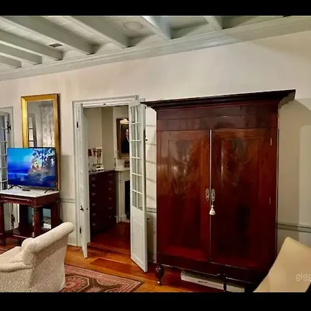 Aparthotel Nola *