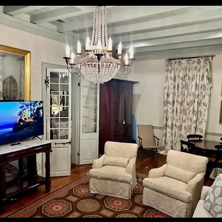 Nola