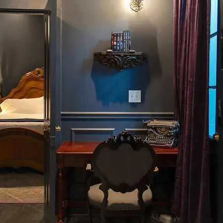 5 Themed Units In Fq With Pool Holiday home