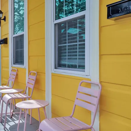 Tranquil Retreat W High Ceilings Near Streetcar Holiday home New Orleans