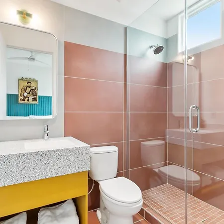 The Cocodrie Private 12br New Orleans