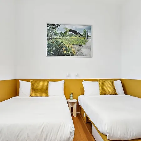 The Cocodrie Private 12br Holiday home
