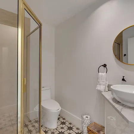 Barbie Dream W Hot Tub Sauna Near Fq
