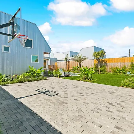 Holiday home The Cocodrie Private 12br *