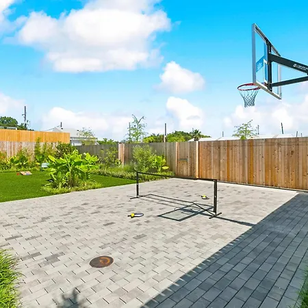 Holiday home The Cocodrie Private 12br *