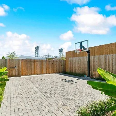 Holiday home The Cocodrie Private 12br *