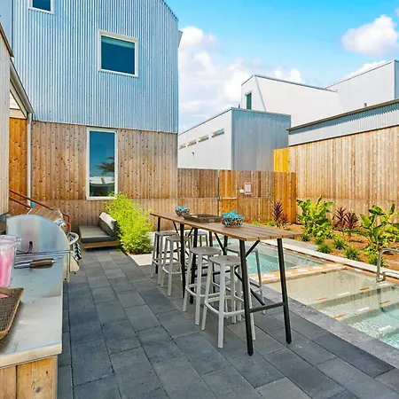The Cocodrie Private 12br