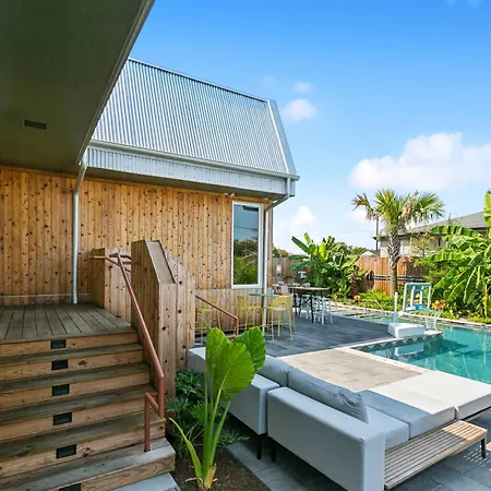 The Herald 12br Private *