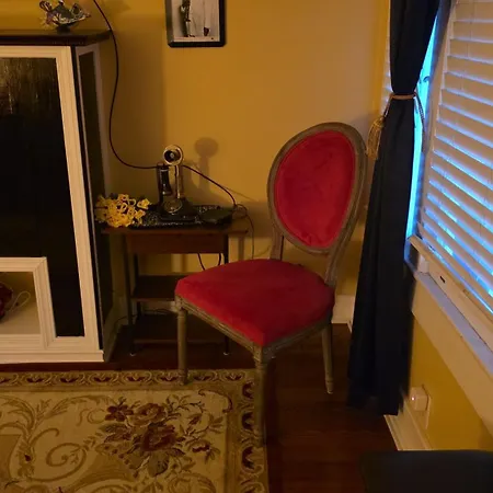 Private Bedroom Bath Sitting & Porch Apartment New Orleans